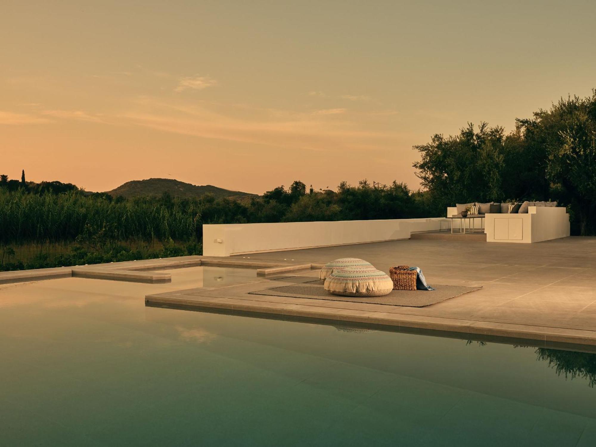 Drallos Luxury Villa Alykanas  Extérieur photo